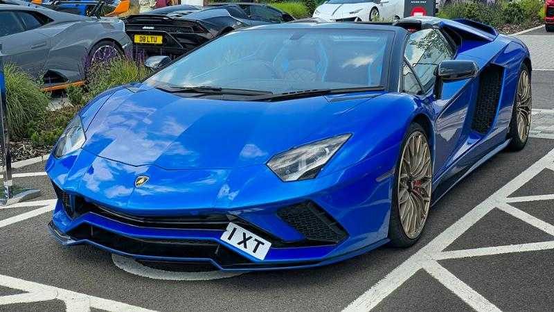 Lamborghini Aventador S Roadster