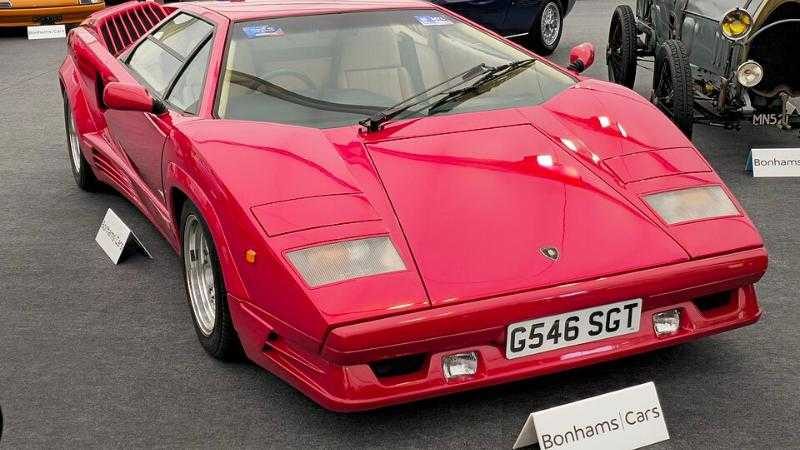 Lamborghini Countach 25th Anniversary