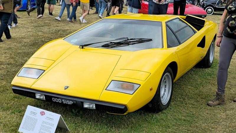 Lamborghini Countach LP400 «Periscopio»