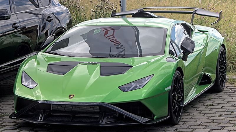 Huracán STO, Vorbild des Produkts